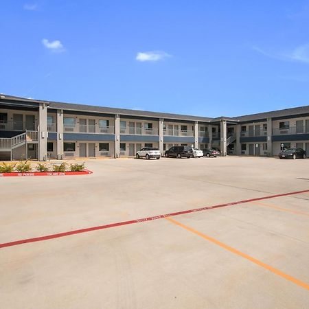 Americas Best Value Inn & Suites Ne Houston Downtown I-610 Exterior photo